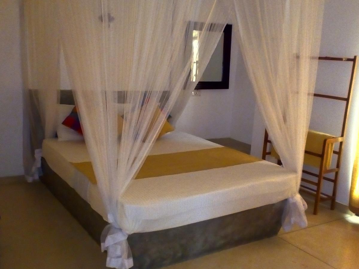 Sleepy Head Guesthouse Unawatuna Exteriör bild